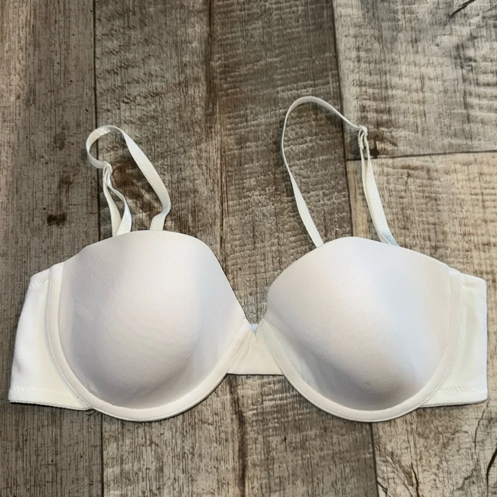 GILLIGAN & O’MALLEY- bra -size 36C‎